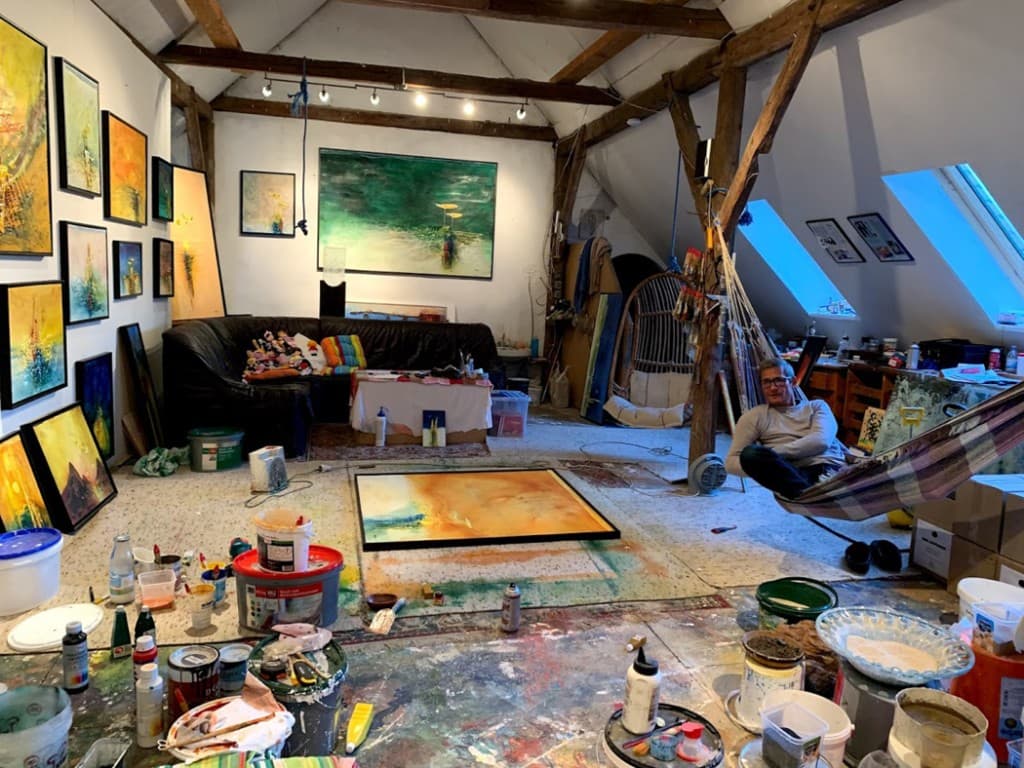 Atelier in Tiffen bei Feldkirchen – Hardy Brandner in seinem Schaffensraum